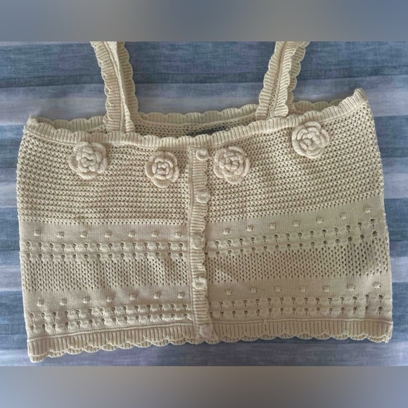 Golden Apricot Bloom Set-Elegant Crochet Beige Maxi Dress - Picture 4 of 5